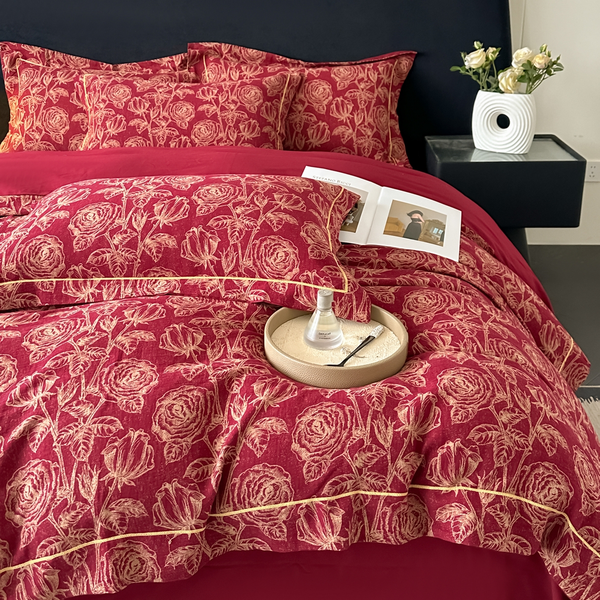 91家纺网 家纺一手货源 找家纺 金丝鸟家纺 2025新款全棉纯棉色织提花婚庆四件套 洛神玫瑰