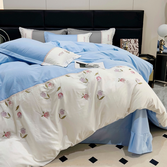 91家纺网 家纺一手货源 找家纺 优姿家纺 2026新款全棉拼接绣花四件套 繁花蓝