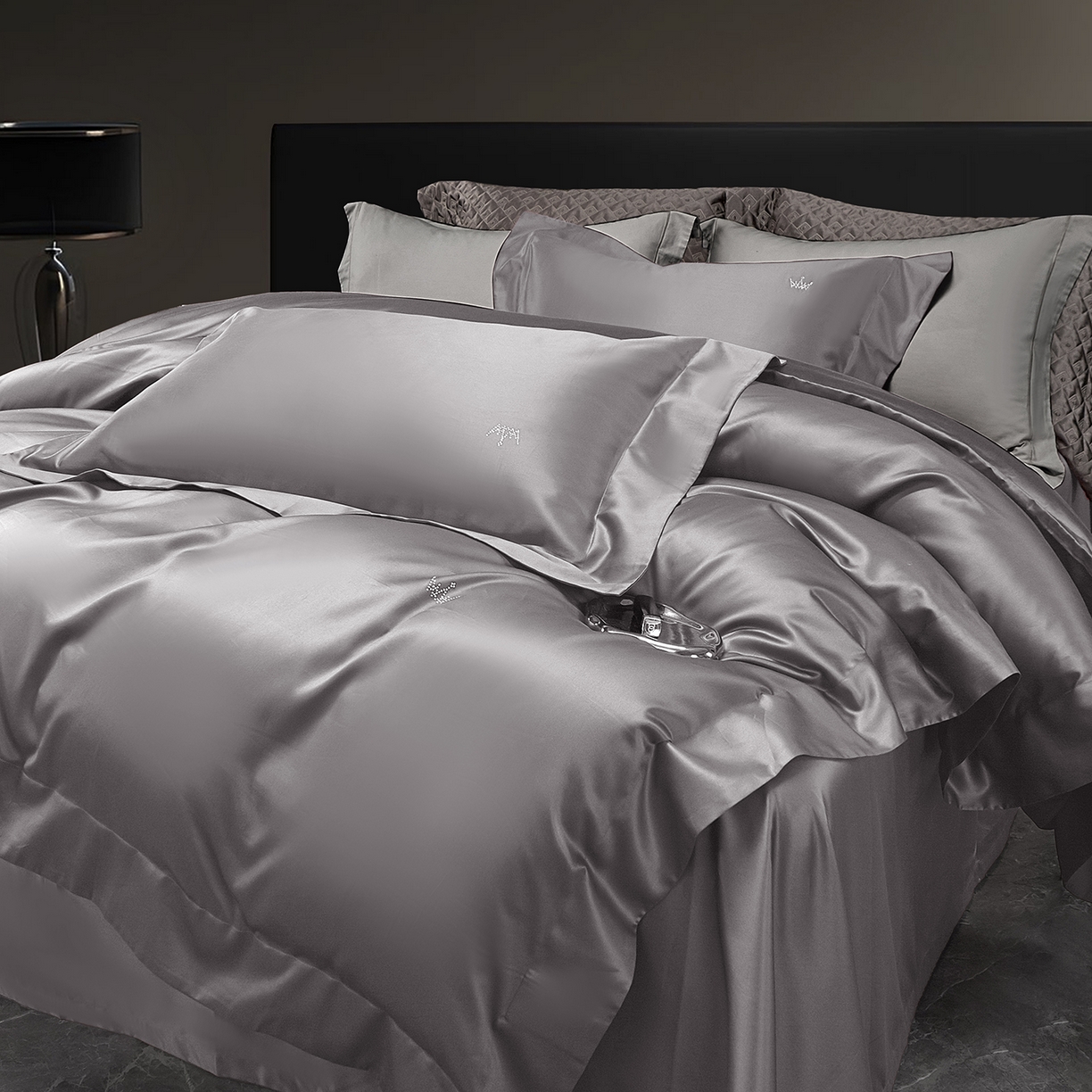 91家纺网 家纺一手货源 找家纺 玖玖爱家纺 2025新款60/50双股四件套-国货之光 国货之光-魏紫