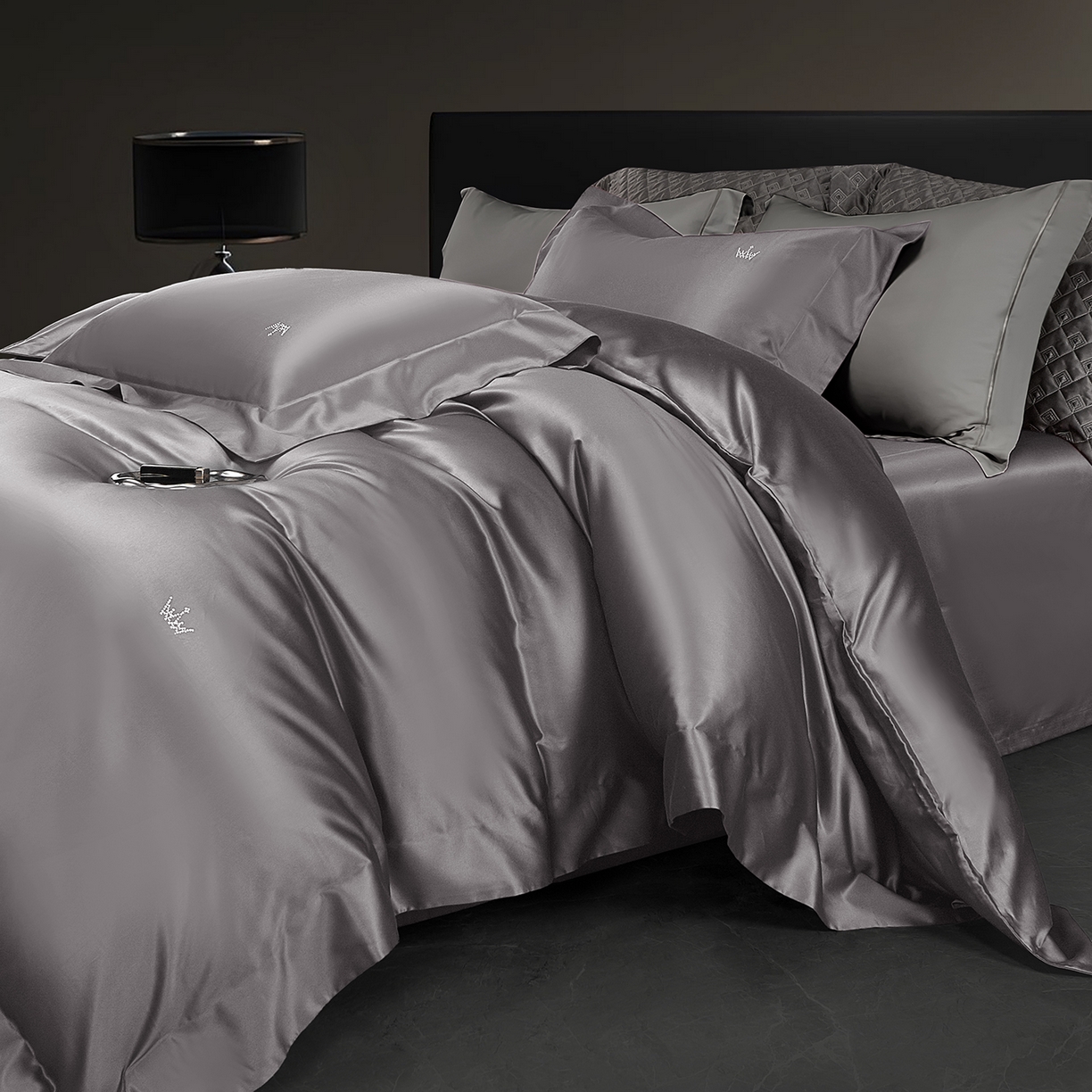 91家纺网 家纺一手货源 找家纺 玖玖爱家纺 2025新款60/50双股四件套-国货之光 国货之光-魏紫