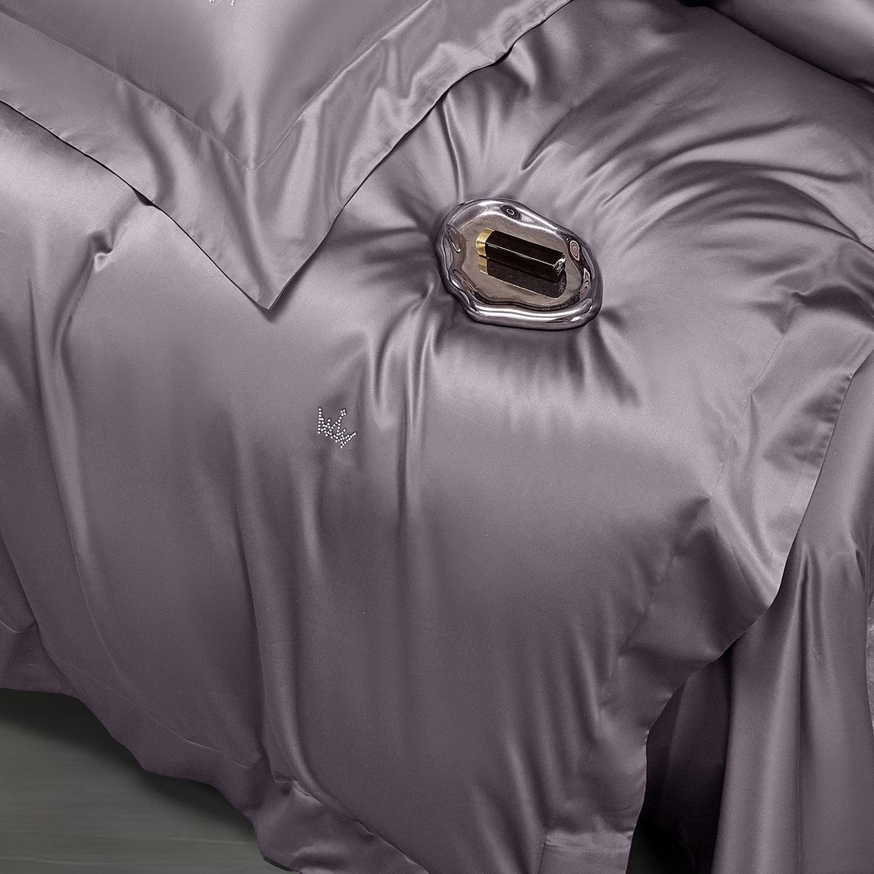 91家纺网 家纺一手货源 找家纺 玖玖爱家纺 2025新款60/50双股四件套-国货之光 国货之光-酱紫