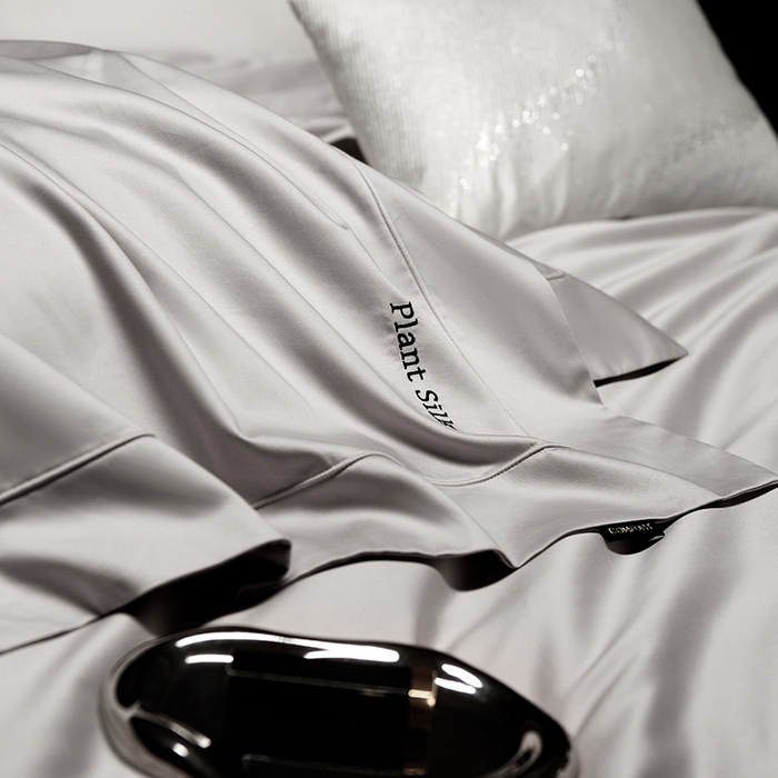 91家纺网 家纺一手货源 找家纺 玖玖爱家纺 2025秋冬新品植物甄丝3星系列奢选新疆阿瓦提长绒棉四件套 栖岚绅士灰