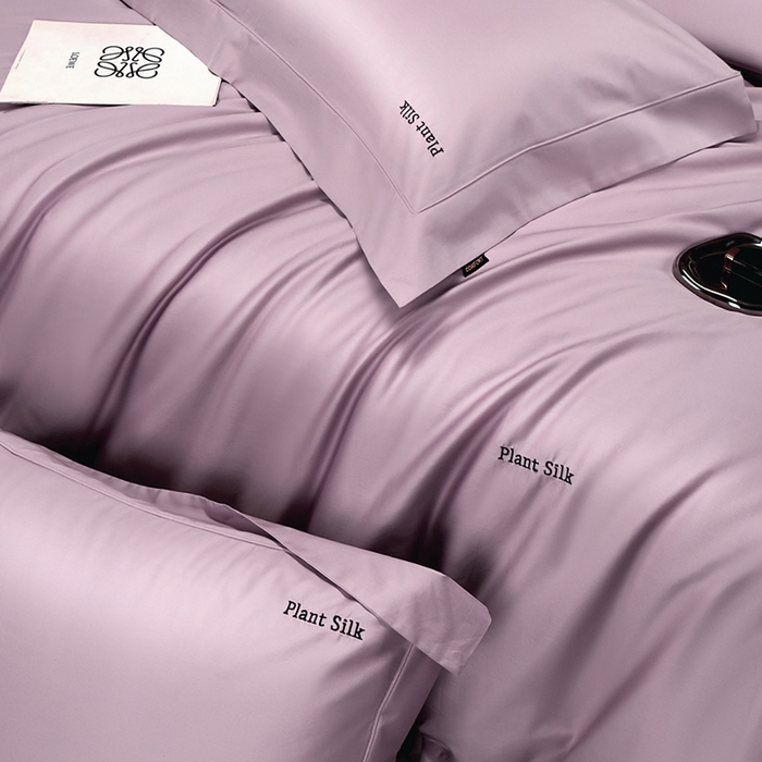 91家纺网 家纺一手货源 找家纺 玖玖爱家纺 2025秋冬新品植物甄丝3星系列奢选新疆阿瓦提长绒棉四件套 栖岚香芋紫