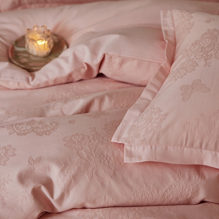 91家纺网 家纺一手货源 找家纺 咏绒家纺工厂店 2025新款A类全棉提花磨毛四件套-科罗拉系列 科罗拉-绯粉