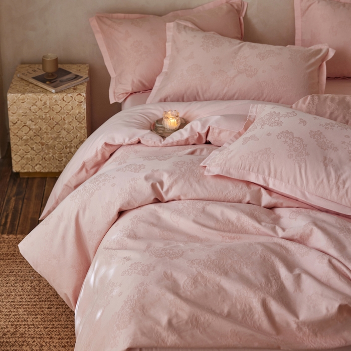 91家纺网 家纺一手货源 找家纺 咏绒家纺工厂店 2025新款A类全棉提花磨毛四件套-科罗拉系列 科罗拉-绯粉