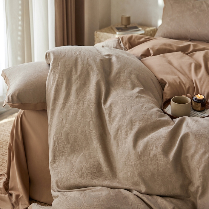 91家纺网 家纺一手货源 找家纺 咏绒家纺工厂店 2025新款A类全棉提花磨毛四件套-科罗拉系列 科罗拉-暖眠