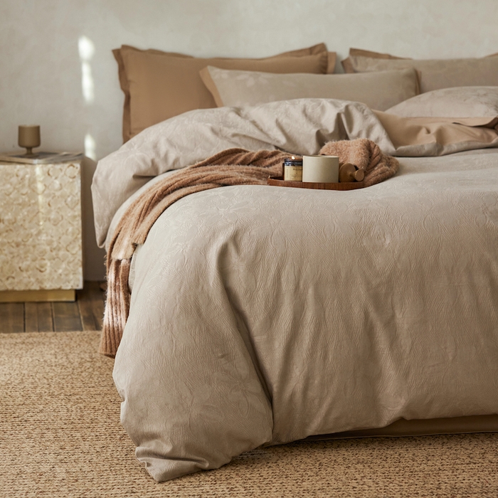 91家纺网 家纺一手货源 找家纺 咏绒家纺工厂店 2025新款A类全棉提花磨毛四件套-科罗拉系列 科罗拉-暖眠