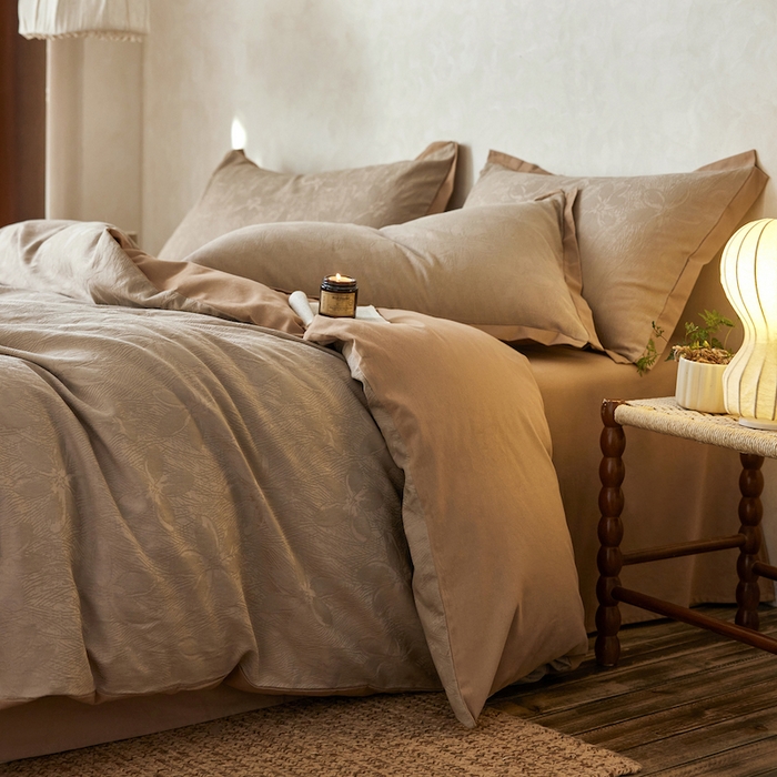 91家纺网 家纺一手货源 找家纺 咏绒家纺工厂店 2025新款A类全棉提花磨毛四件套-科罗拉系列 科罗拉-暖眠