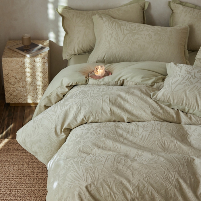 91家纺网 家纺一手货源 找家纺 咏绒家纺工厂店 2025新款A类全棉提花磨毛四件套-科罗拉系列 科罗拉-青蔓