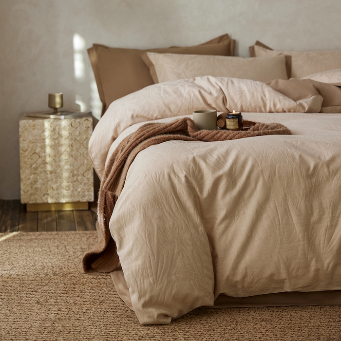 91家纺网 家纺一手货源 找家纺 咏绒家纺工厂店 2025新款A类全棉提花磨毛四件套-科罗拉系列 科罗拉-小酣