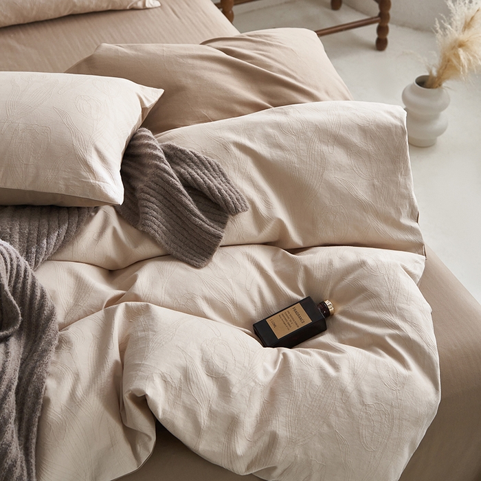 91家纺网 家纺一手货源 找家纺 咏绒家纺工厂店 2025新款全棉色织提花磨毛四件套 欧佩斯-抹茶