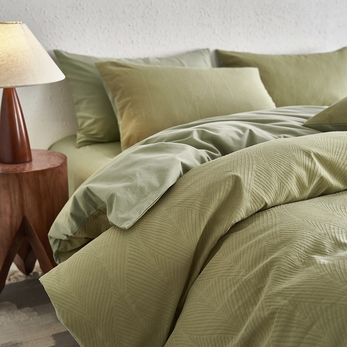 91家纺网 家纺一手货源 找家纺 咏绒家纺工厂店 2025新款全棉色织提花磨毛四件套 欧佩斯-松茶