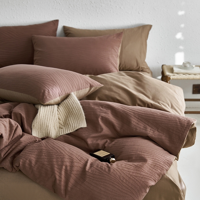 91家纺网 家纺一手货源 找家纺 咏绒家纺工厂店 2025新款全棉色织提花磨毛四件套 欧佩斯-棕榈