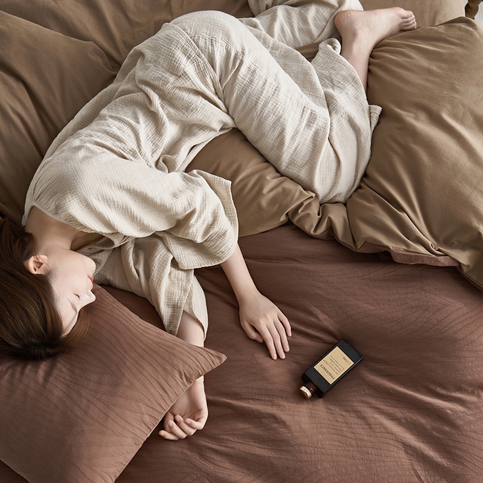 91家纺网 家纺一手货源 找家纺 咏绒家纺工厂店 2025新款全棉色织提花磨毛四件套 欧佩斯-棕榈