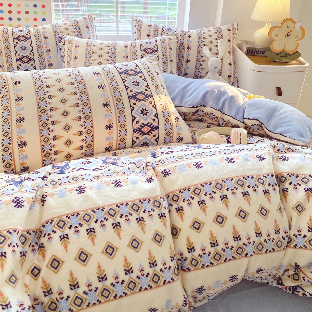 91家纺网 家纺一手货源 找家纺 金鑫汇家纺 2025年加厚高克重A类牛奶绒单被套 被套单件 波西米亚