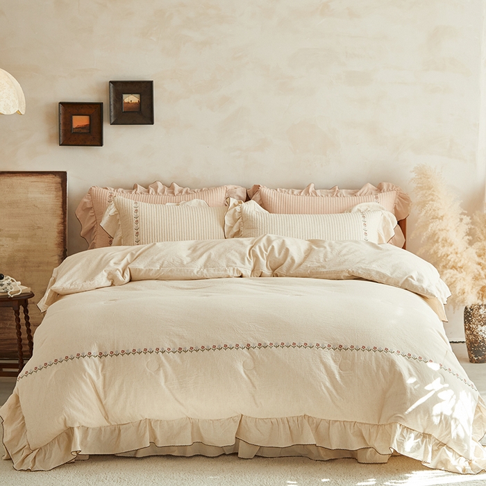 91家纺网 家纺一手货源 找家纺 （总）上喜 2025新款棉麻小花刺绣款床盖多功能被子系列