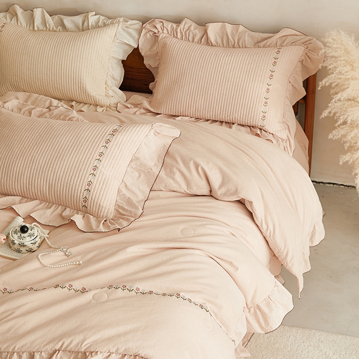 91家纺网 家纺一手货源 找家纺 上喜 2026新款棉麻小花刺绣款床盖多功能被子系列 麻粉色