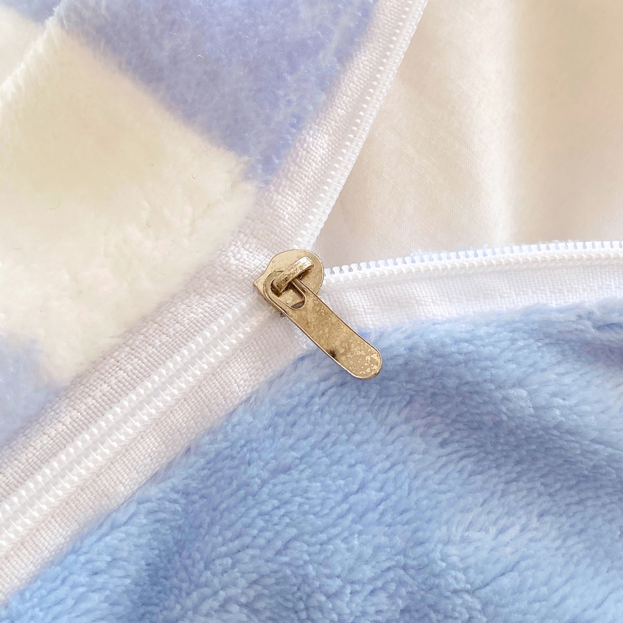 91家纺网 家纺一手货源 找家纺 金鑫汇家纺 2025年加厚高克重A类牛奶绒单被套 被套单件 兔子警官