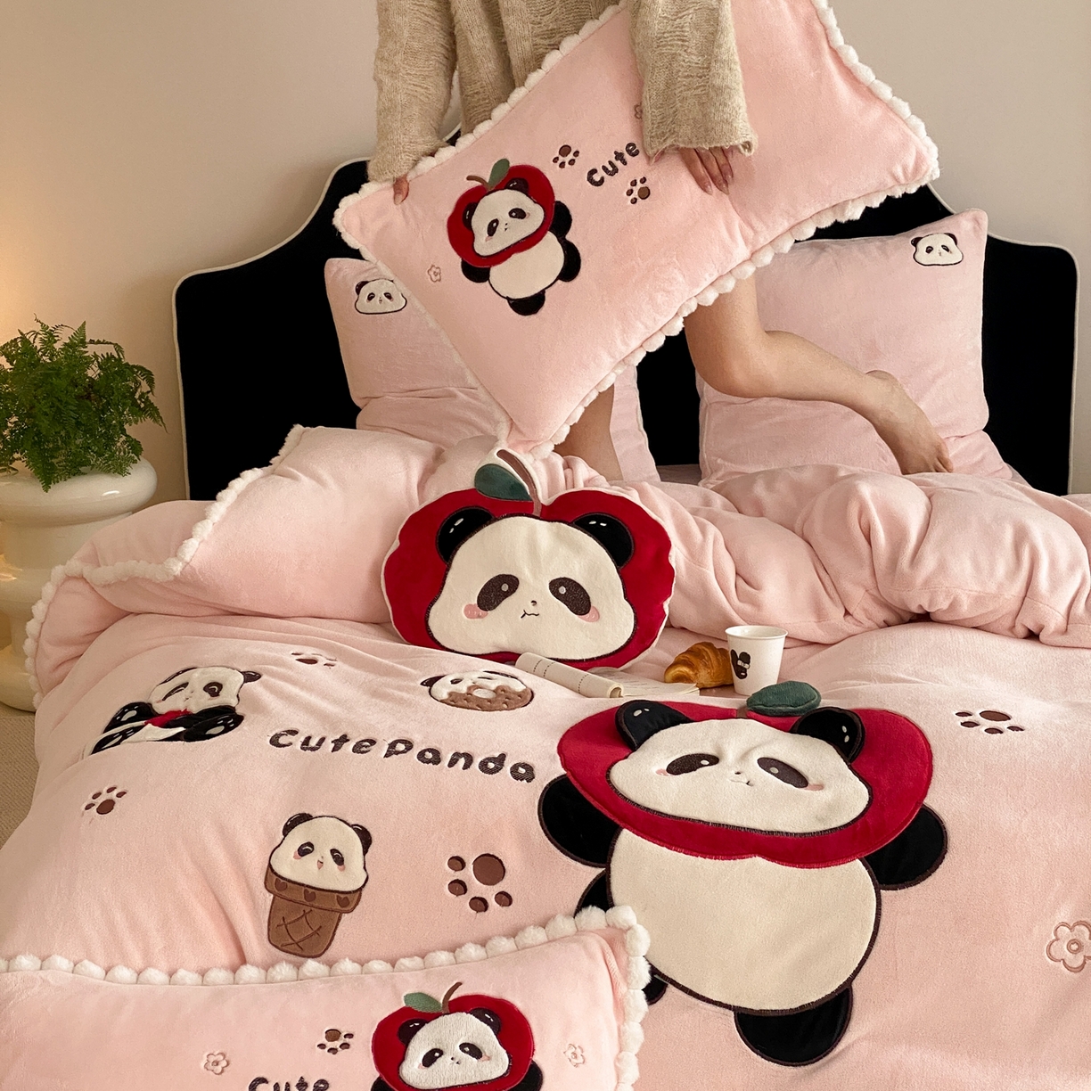 91家纺网 家纺一手货源 找家纺 （总）馨蕊家居 2025秋冬新款轻奢煦暖绒系列-绒卡通（会员-10）控价318/348/368