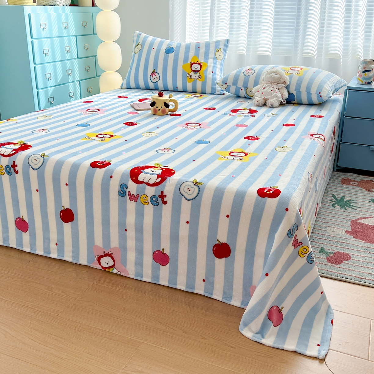 91家纺网 家纺一手货源 找家纺 金鑫汇家纺 2025年加厚高克重A类牛奶绒单床单 床单单件 苹果萌狗