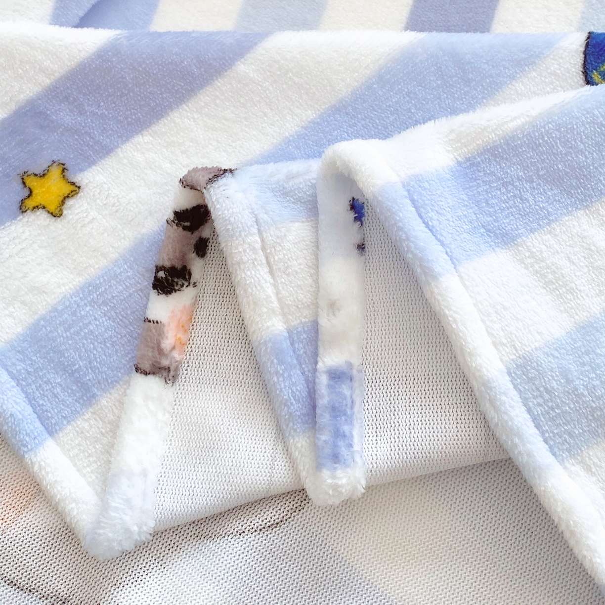 91家纺网 家纺一手货源 找家纺 金鑫汇家纺 2025年加厚高克重A类牛奶绒单床单 床单单件 兔子警官