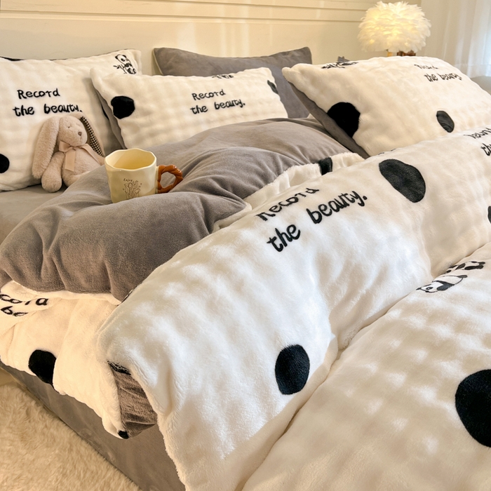 91家纺网 家纺一手货源 找家纺 （总）女子家纺 2025新款时尚印花泡泡绒加厚保暖四件套