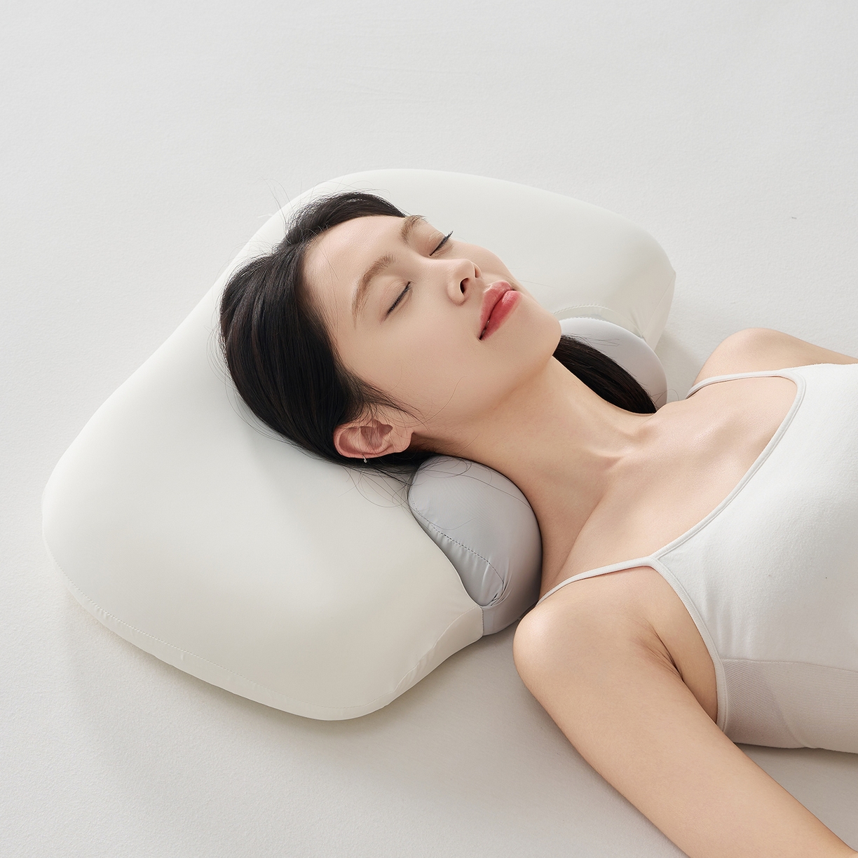 91家纺网 家纺一手货源 找家纺 乐可 2025新款零压双向深睡护颈记忆枕枕头枕芯 零压双向深睡枕-灰