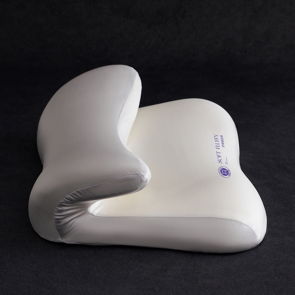 91家纺网 家纺一手货源 找家纺 乐可 2025新款零压云翼记忆枕枕头枕芯 零压云翼枕-灰