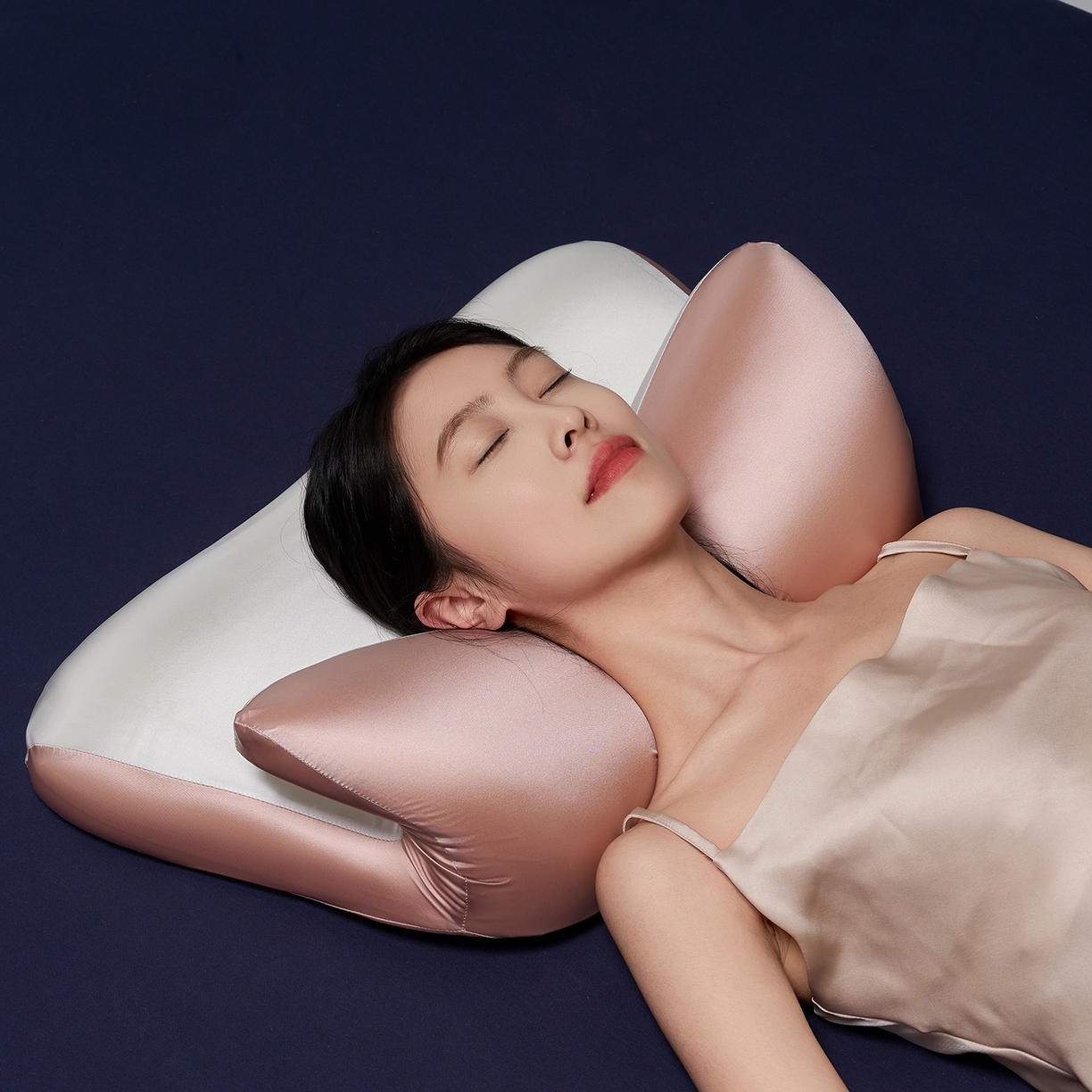 91家纺网 家纺一手货源 找家纺 乐可 2025新款零压云翼记忆枕枕头枕芯 零压云翼枕-粉