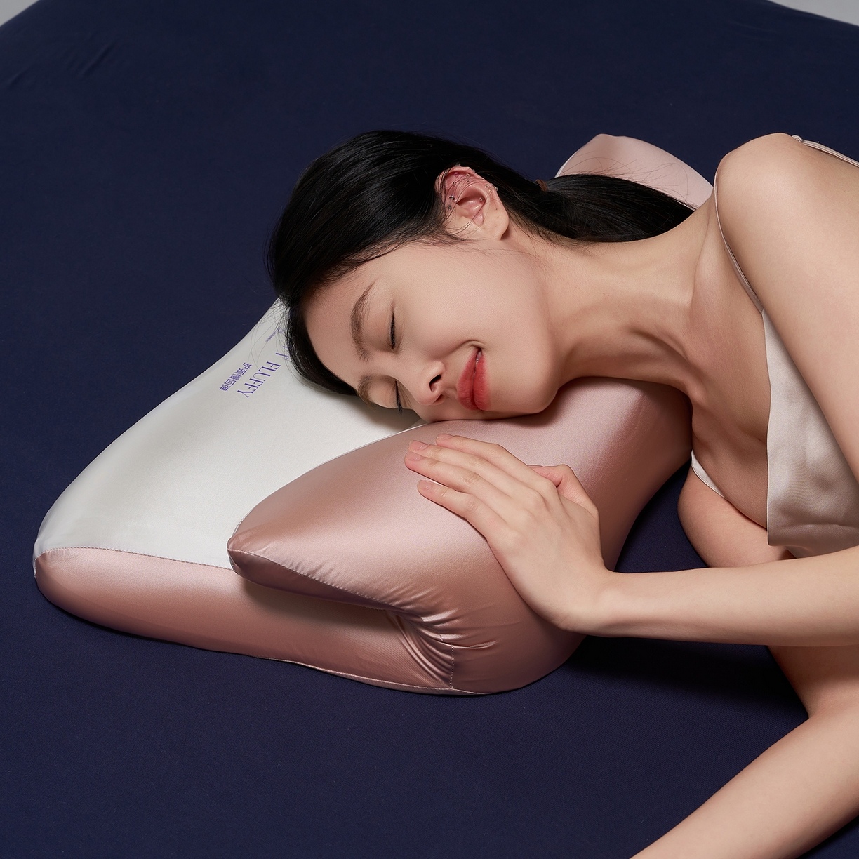 91家纺网 家纺一手货源 找家纺 乐可 2025新款零压云翼记忆枕枕头枕芯 零压云翼枕-粉