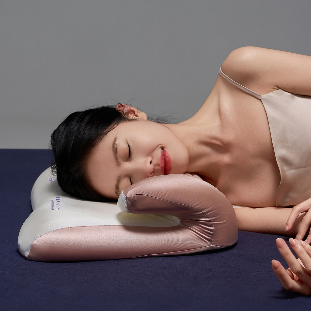 91家纺网 家纺一手货源 找家纺 乐可 2025新款零压云翼记忆枕枕头枕芯 零压云翼枕-粉