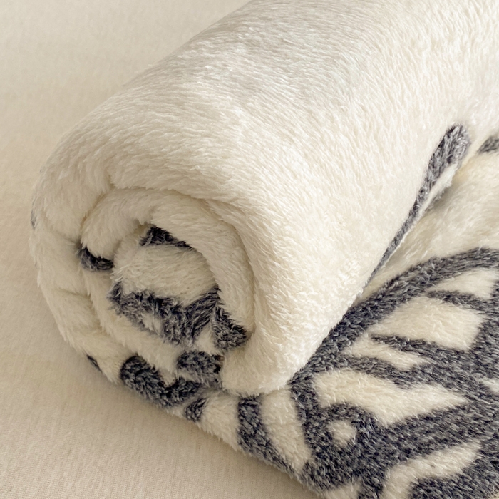 91家纺网 家纺一手货源 找家纺 爱彼家纺 2025热门冬季加厚雪花绒印花多功能毛毯毯子修色图-系列二 黑猫仔仔