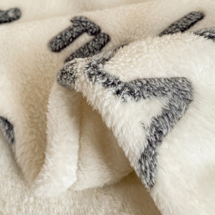 91家纺网 家纺一手货源 找家纺 爱彼家纺 2025热门冬季加厚雪花绒印花多功能毛毯毯子修色图-系列二 黑猫仔仔