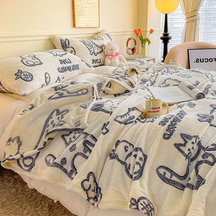 91家纺网 家纺一手货源 找家纺 爱彼家纺 2025热门冬季加厚雪花绒印花多功能毛毯毯子修色图-系列二 黑猫仔仔