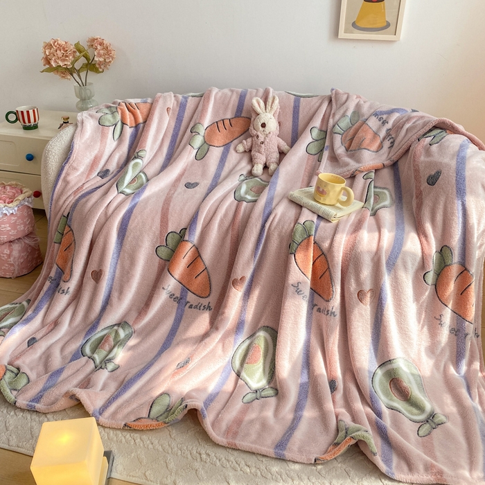 91家纺网 家纺一手货源 找家纺 爱彼家纺 2025热门冬季加厚雪花绒印花多功能毛毯毯子修色图-系列二 开心萝卜