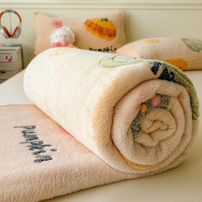 91家纺网 家纺一手货源 找家纺 爱彼家纺 2025热门冬季加厚雪花绒印花多功能毛毯毯子修色图-系列二 南瓜乐园