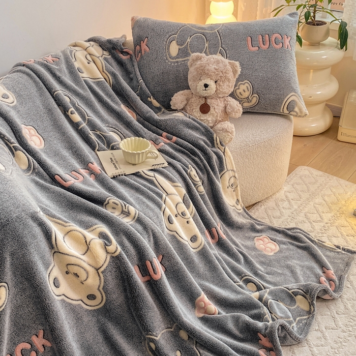 91家纺网 家纺一手货源 找家纺 爱彼家纺 2025热门冬季加厚雪花绒印花多功能毛毯毯子修色图-系列二 泰迪熊