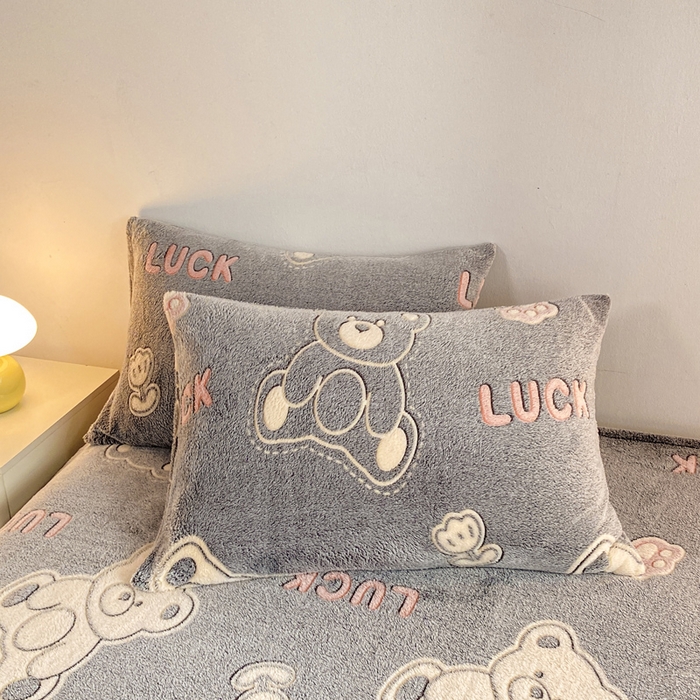 91家纺网 家纺一手货源 找家纺 爱彼家纺 2025热门冬季加厚雪花绒印花多功能毛毯毯子修色图-系列二 泰迪熊