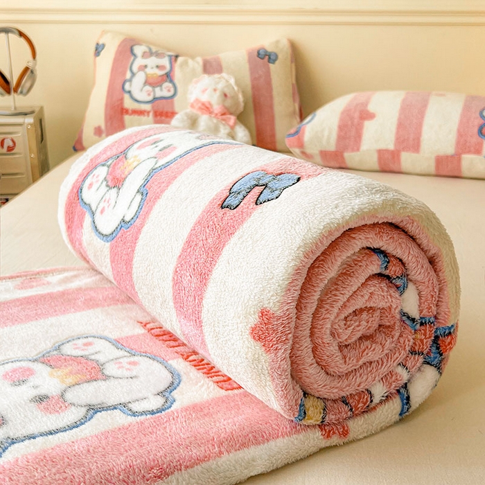 91家纺网 家纺一手货源 找家纺 爱彼家纺 2025热门冬季加厚雪花绒印花多功能毛毯毯子修色图-系列二 条纹兔