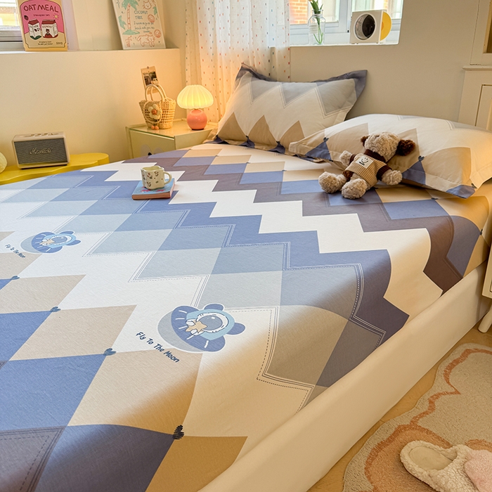 91家纺网 家纺一手货源 找家纺 名优家纺 2026新款12868全棉印花床笠 几何飞船