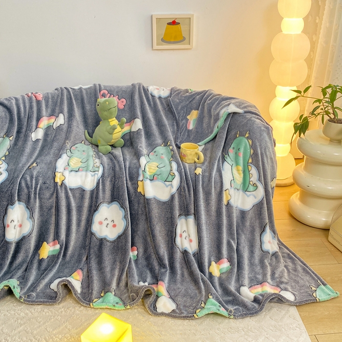 91家纺网 家纺一手货源 找家纺 爱彼家纺 2025热门冬季加厚雪花绒印花多功能毛毯毯子修色图-系列二 小恐龙灰