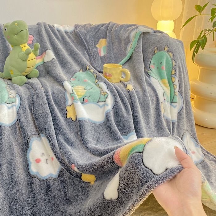 91家纺网 家纺一手货源 找家纺 爱彼家纺 2025热门冬季加厚雪花绒印花多功能毛毯毯子修色图-系列二 小恐龙灰