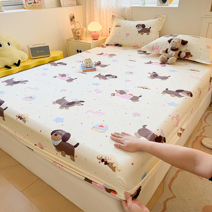 名优家纺 2026新款12868全棉印花床笠 困困腊肠狗