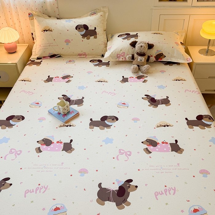 91家纺网 家纺一手货源 找家纺 名优家纺 2026新款12868全棉印花床笠 困困腊肠狗