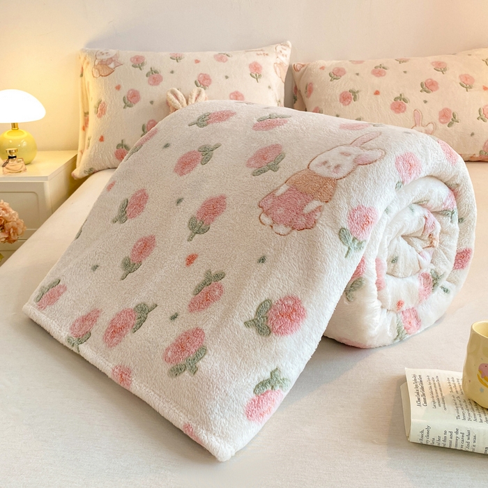 91家纺网 家纺一手货源 找家纺 爱彼家纺 2025热门冬季加厚雪花绒印花多功能毛毯毯子修色图-系列二 月光春意