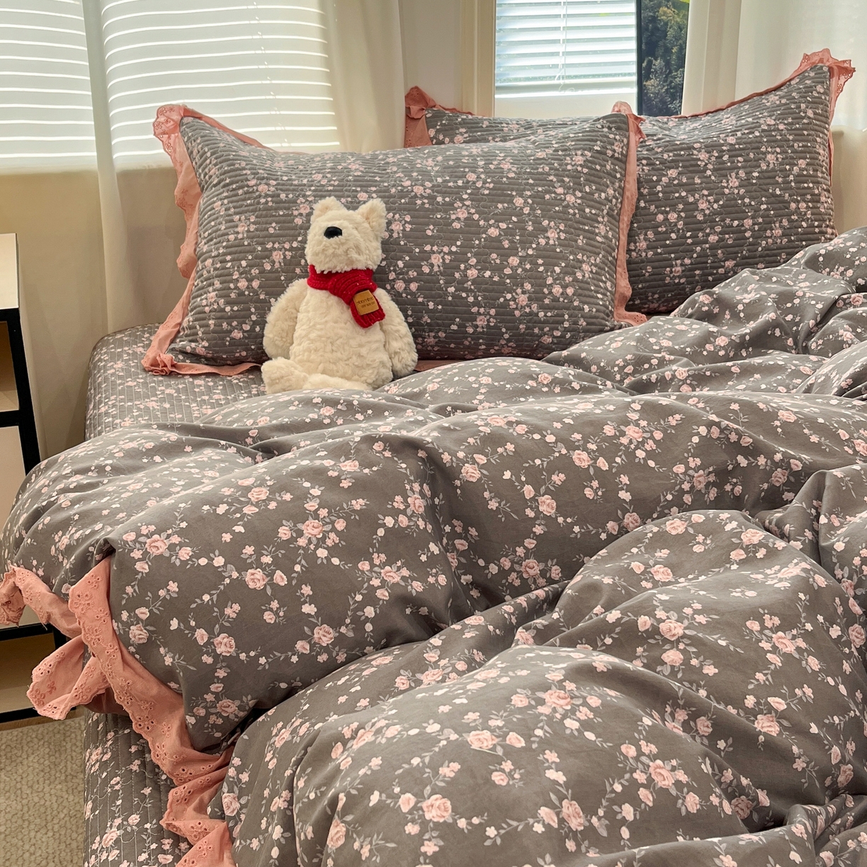 91家纺网 家纺一手货源 找家纺 （总）优悦生活馆 2025新款全棉花边床盖四件套