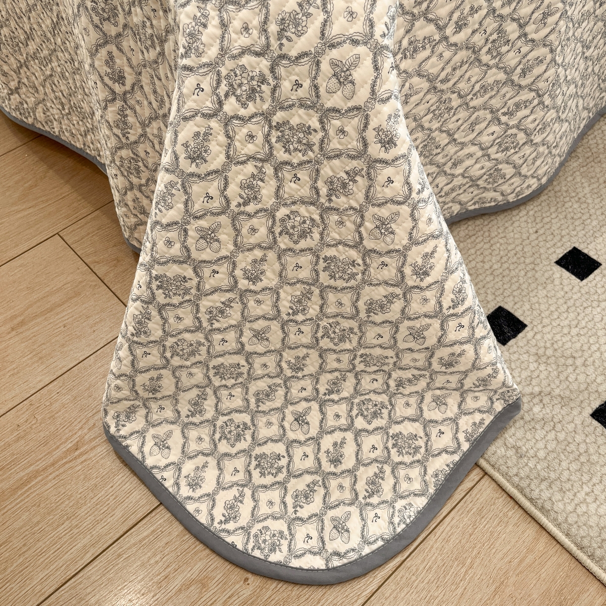 91家纺网 家纺一手货源 找家纺 优悦生活馆 2025新款全棉花边床盖四件套 安娜