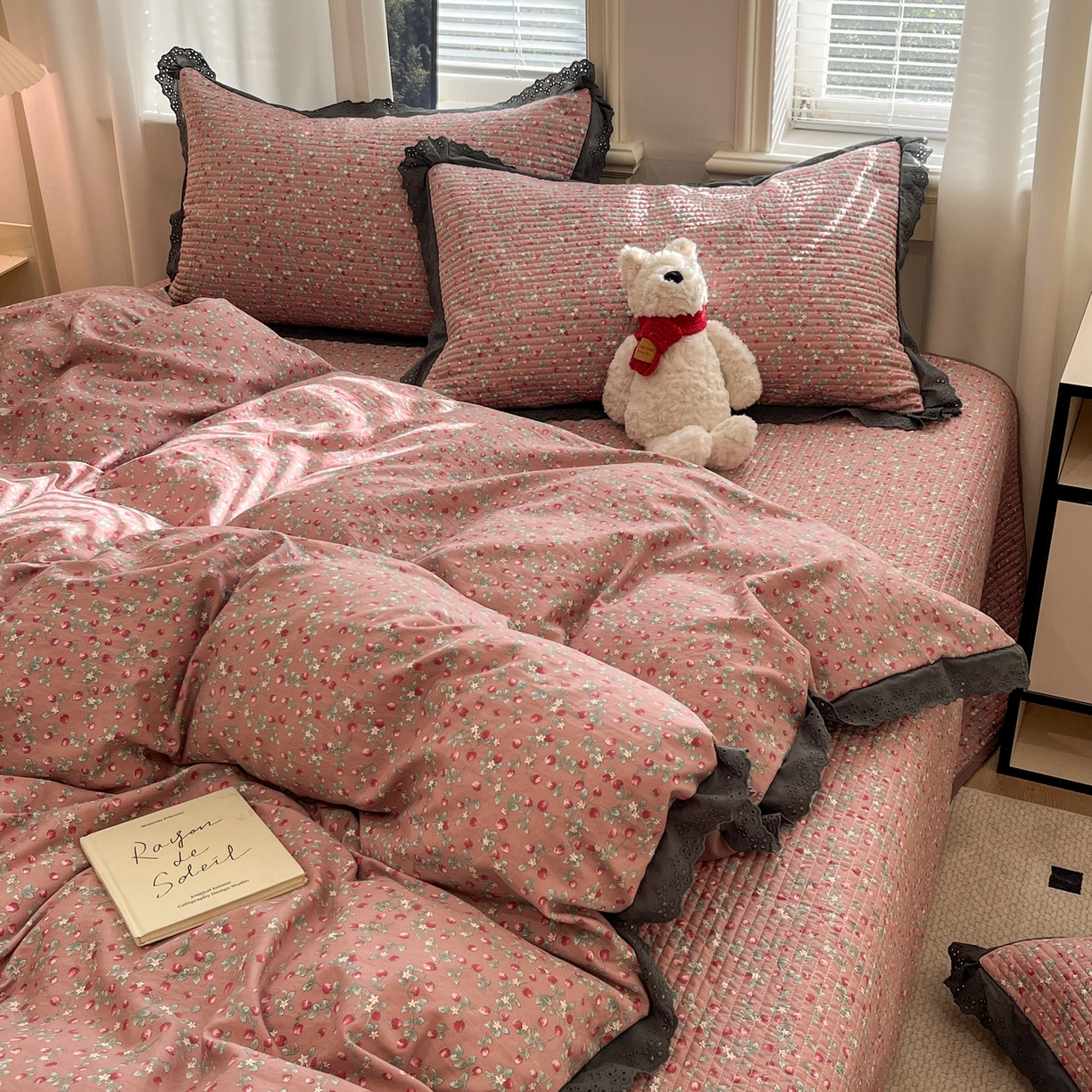 91家纺网 家纺一手货源 找家纺 优悦生活馆 2025新款全棉花边床盖四件套 暖意