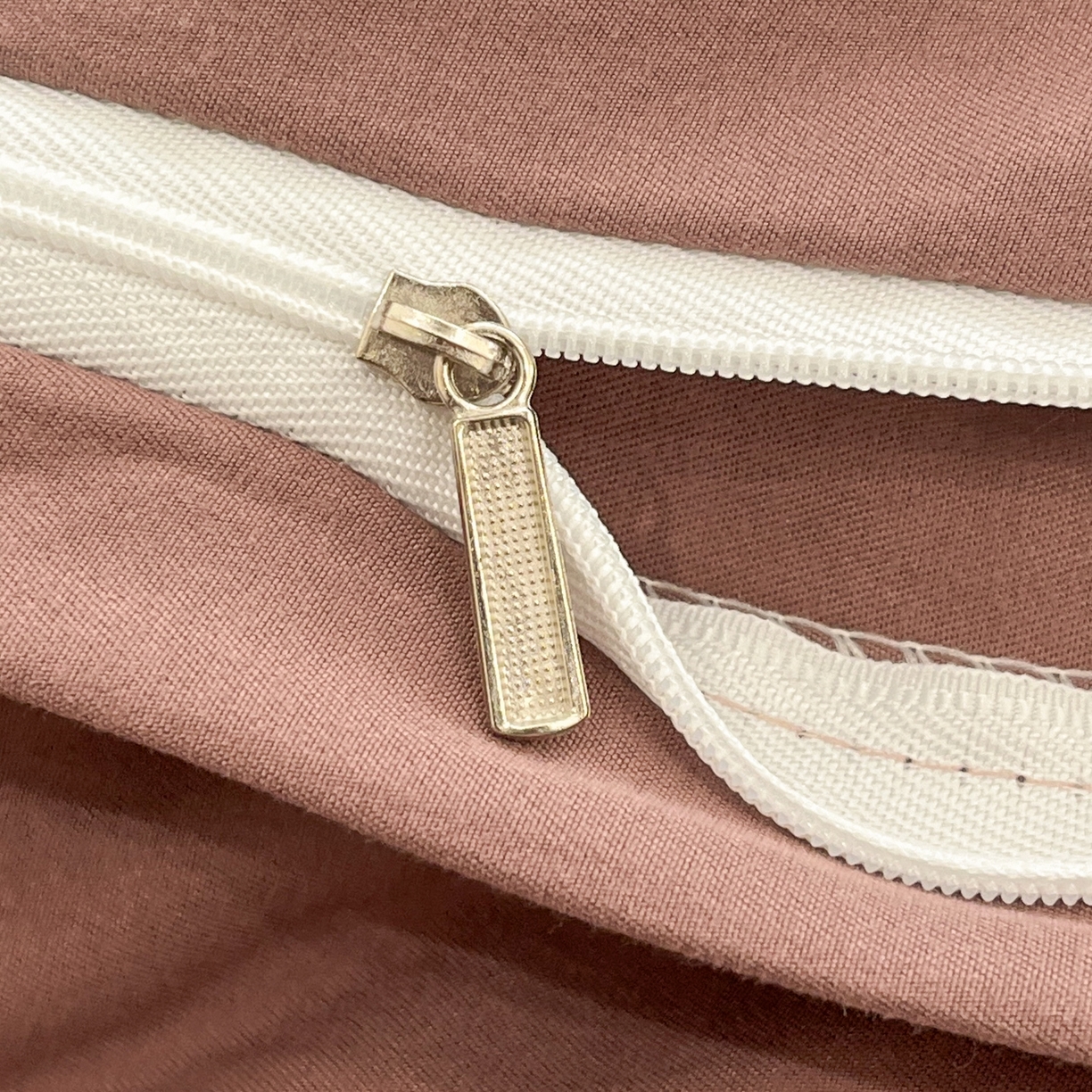 91家纺网 家纺一手货源 找家纺 优悦生活馆 2025新款全棉花边床盖四件套 暖意