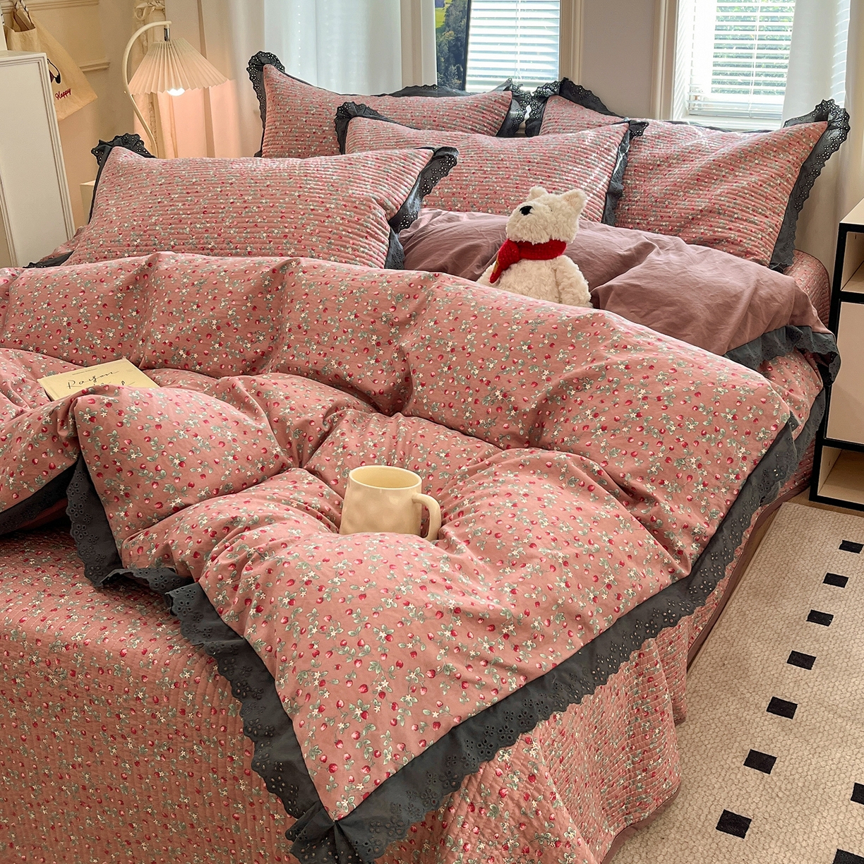 91家纺网 家纺一手货源 找家纺 优悦生活馆 2025新款全棉花边床盖四件套 暖意